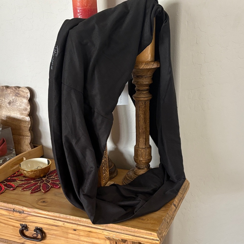 Beyond Yoga Charcoal Scarf NWT